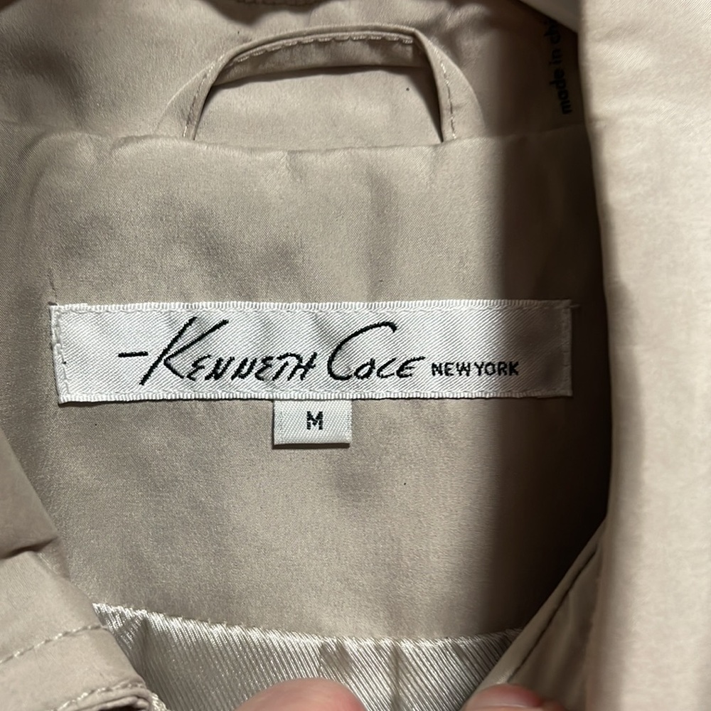 Kenneth Cole Beautiful Jacket - Picture 4 of 6